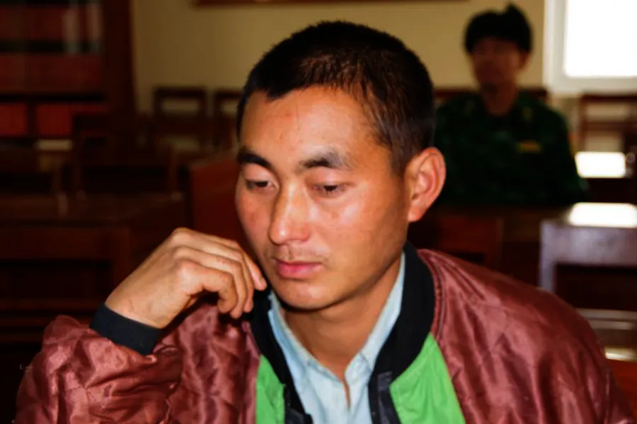 Xồng Téng bị bắt giữ.