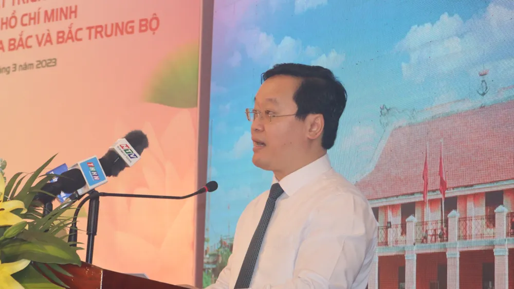 Ông Nguyễn Đức Trung- Chủ tịch UBND tỉnh Nghệ An phát biểu, mong muốn được tiếp tục ký kết hợp tác phát triển kinh tế, xã hội giữa TP.HCM và tỉnh Nghệ An giai đoạn 2023-2025.