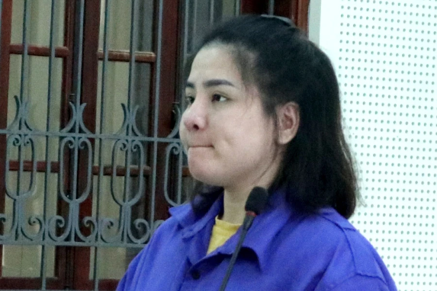 Bị cáo Thái Thị Phương Anh tại phiên tòa sơ thẩm Bị cáo Thái Thị Phương Anh tại phiên tòa sơ thẩm