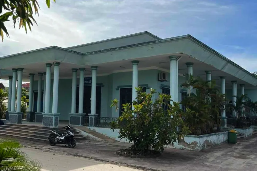 Thi thể nạn nhân được đưa về Nhà tang lễ Bệnh viện Đa khoa Hà Tĩnh. Thi thể nạn nhân được đưa về Nhà tang lễ Bệnh viện Đa khoa Hà Tĩnh.