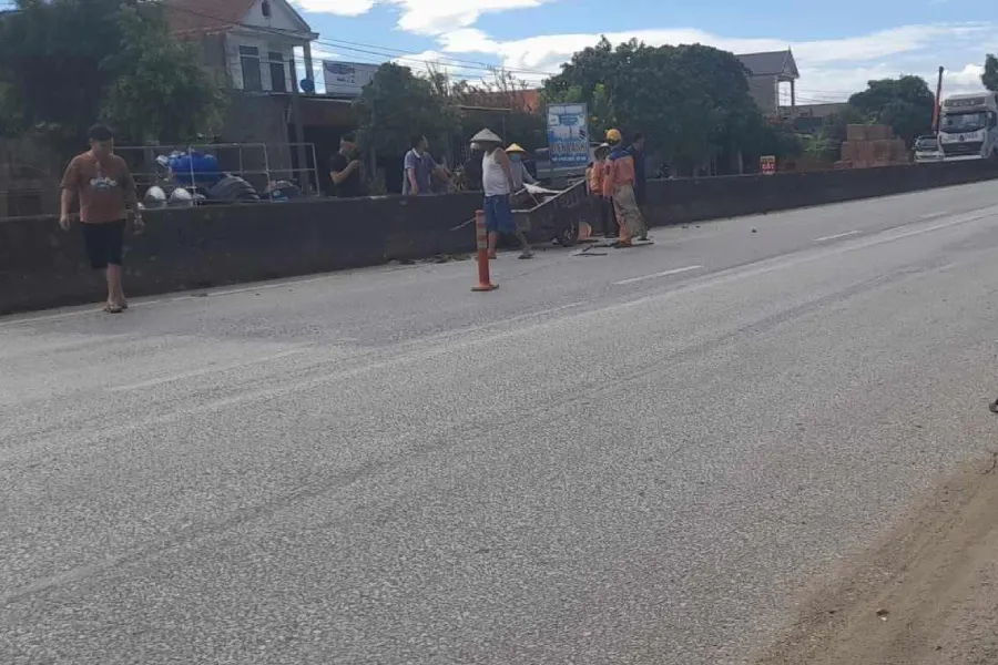 Đoạn đường xảy ra vụ tai nạn.