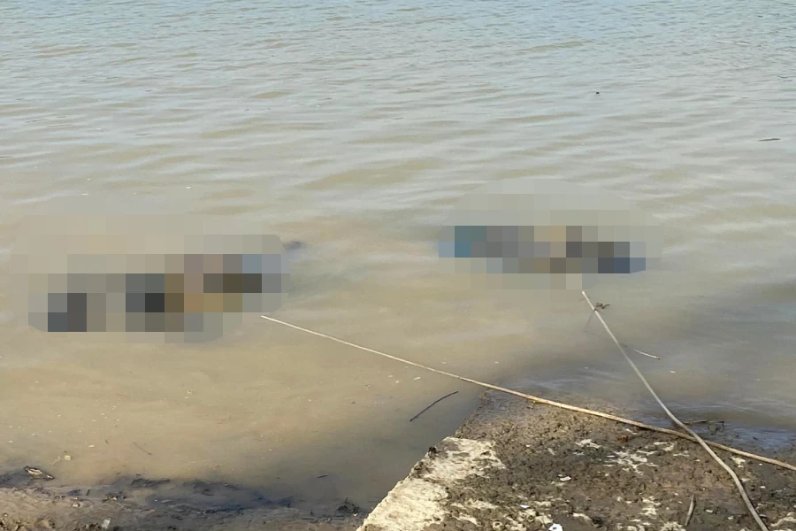 Công an tìm thân nhân để xác định lai lịch thi thể hai nguoi đàn ông vớt dưới cầu Bến Thủy