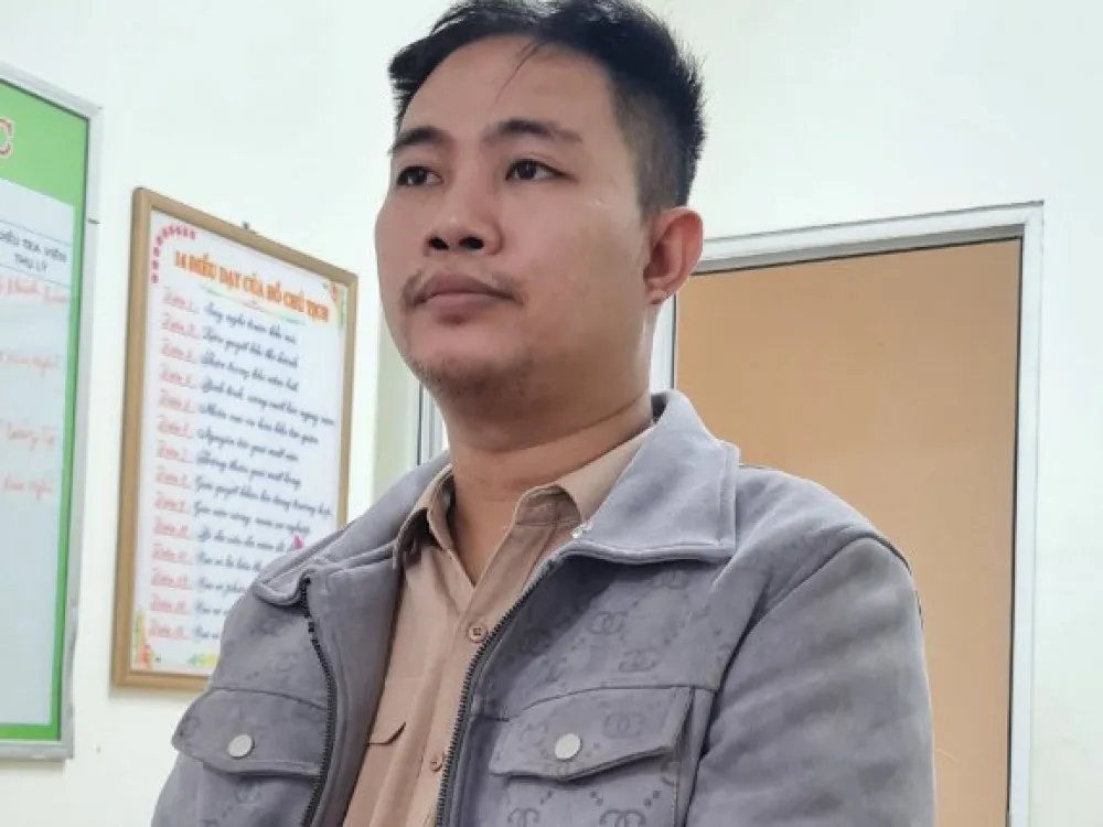 Bị can Phan Minh Thiện. Bị khởi tố vì lừa dân đi lao động 'đi Hàn Quốc làm nông nghiệp lương 35-40 triệu'