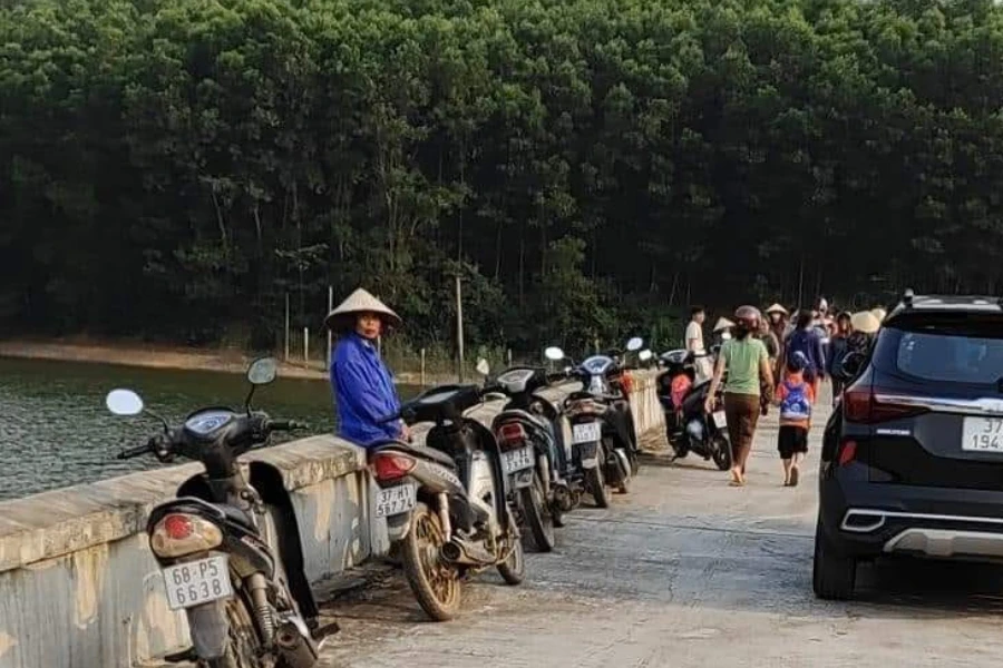 2 nữ sinh lớp 7 tử vong khi chụp ảnh ở bờ đập