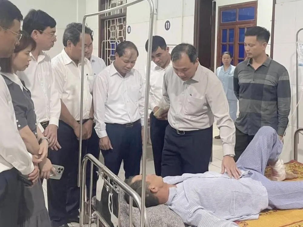 Thủ tướng gửi điện chia buồn đến gia đình các nạn nhân vụ sạt lở đất ở Hà Tĩnh