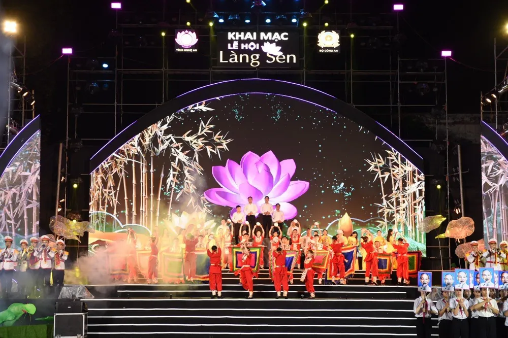Chương trình nghệ thuật tại Lễ khai mạc. nghe-thuat.jpg