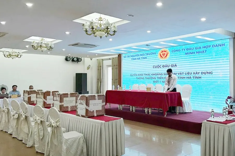 Vừa lập công ty trúng đấu giá 3 mỏ: Giao công an rà soát