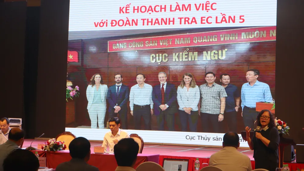 Các đại biểu tham gia trao đổi tại hội nghị. chau-Au-ec.jpg