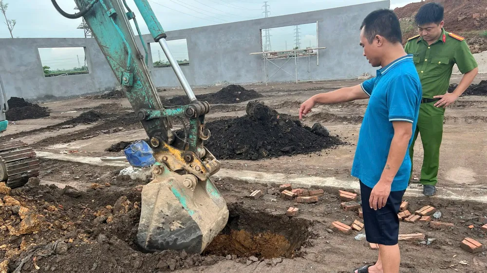 2000 tấn chất thải