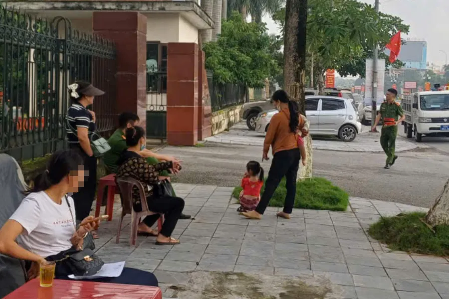 Phúc thẩm vụ gà lôi trắng: Bị cáo Thái Khắc Thành đã có mặt tại tòa