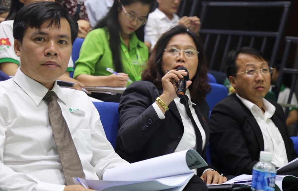 4 đội thi trong đêm chung kết. Ảnh: YC