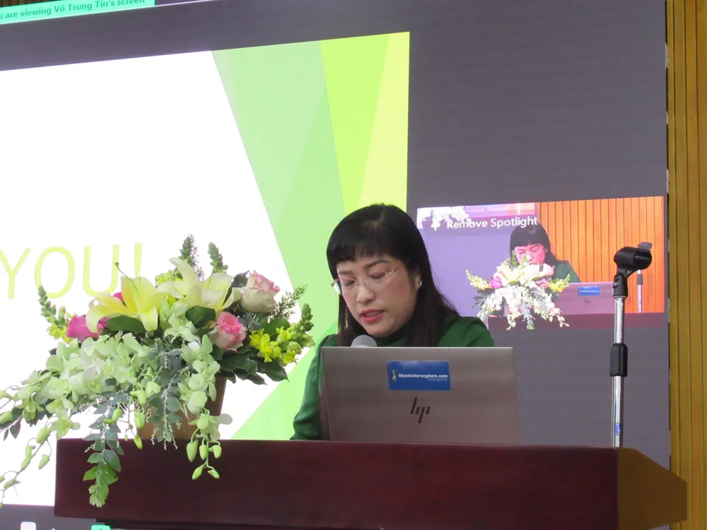 ThS Lưu Thị Thanh Mẫu (Tổng giám đốc Phúc Khang Corporation, Phó Chủ tịch Hiệp hội Bất động sản TP.HCM) trình bày tại hội thảo. Ảnh: YC