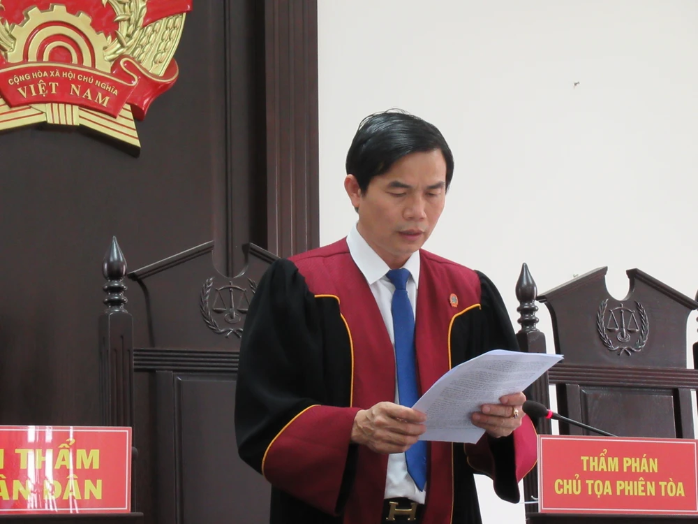 HĐXX do thẩm phán Vũ Ngọc Hoan (Phó Chánh án TAND quận Bình Thạnh) làm chủ tọa. Ảnh: YC