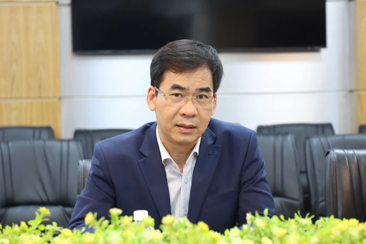 TS Lê Trường Sơn (Hiệu trưởng Trường ĐH Luật TP.HCM) tại buổi lễ. Ảnh: UL Trường-ĐH-Luat-TP.HCM-TS Son.jpg