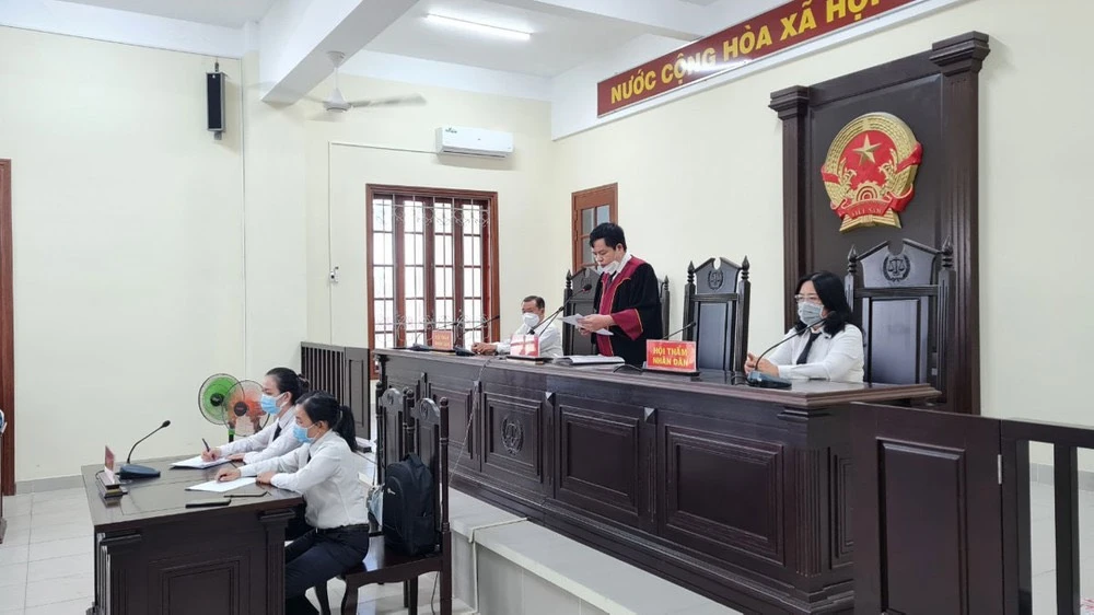 Quang cảnh một phiên tòa hình sự. Ảnh: NN khong-pham-toi.jpg