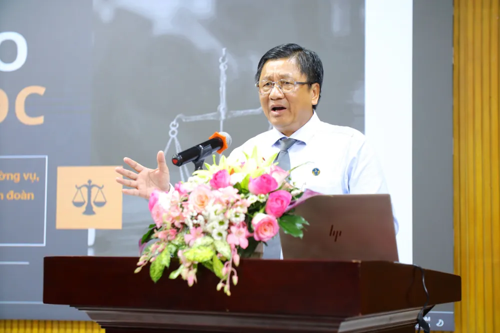 chung-chi-hanh-nghe-luat-su-ban-ls Phong.jpg