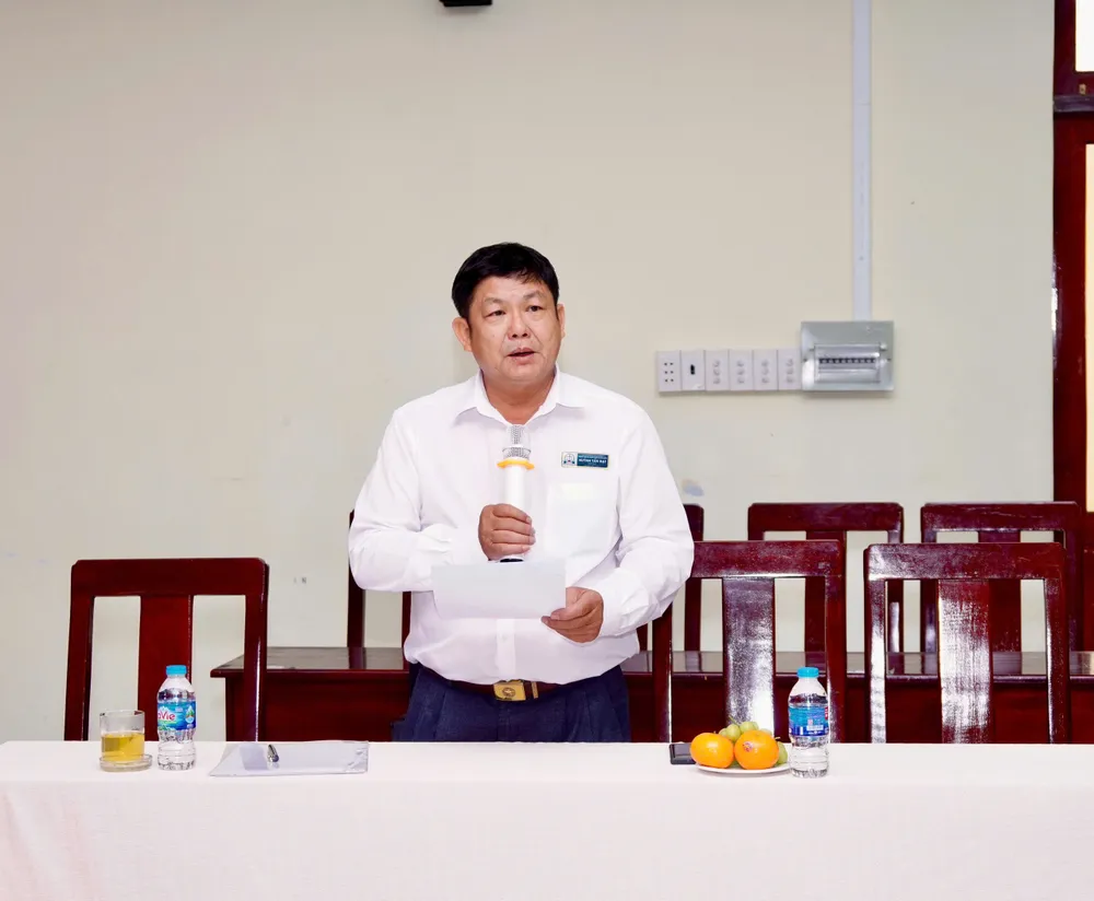 Ông Huỳnh Tấn Đạt (Giám đốc Trung tâm TGPL Nhà nước TP.HCM) phát biểu tại buổi kiểm tra. Ảnh: YC tro-giup-phap-ly-dat-phat-bieu.jpg