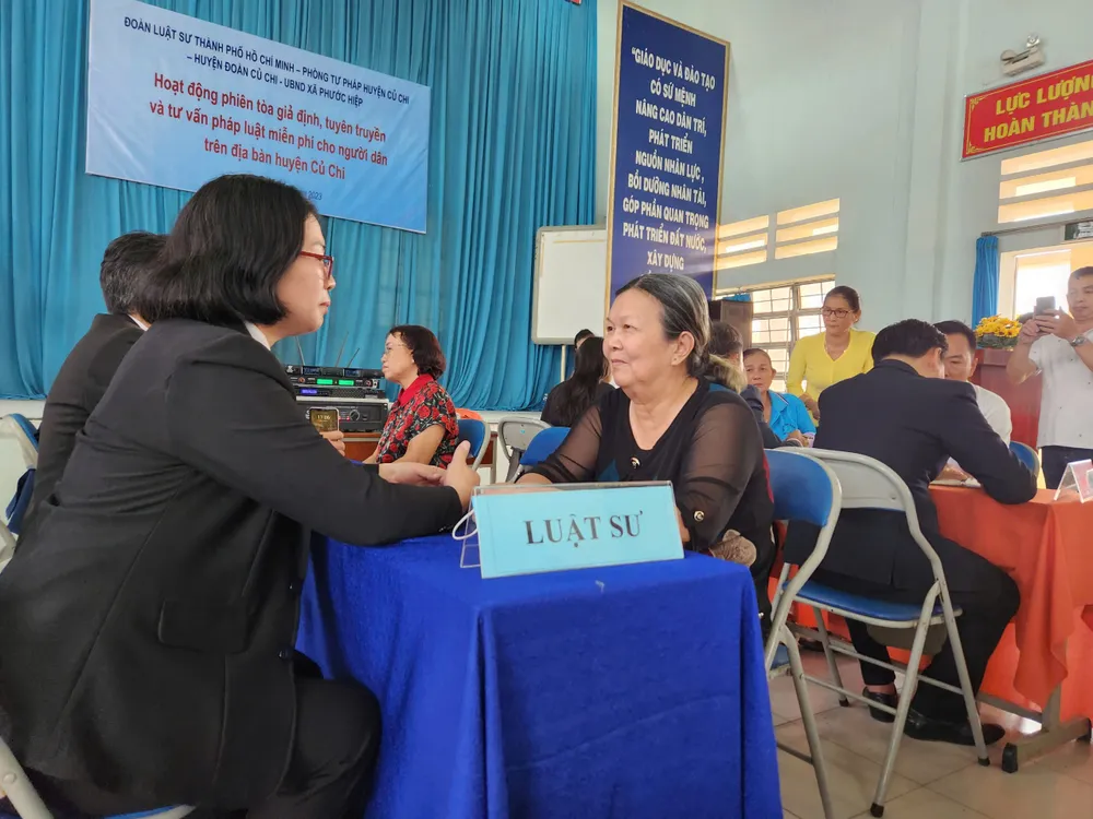 Đoàn Luật sư TP.HCM tổ chức tư vấn pháp luật miễn phí cho người dân năm 2023. Ảnh: YC