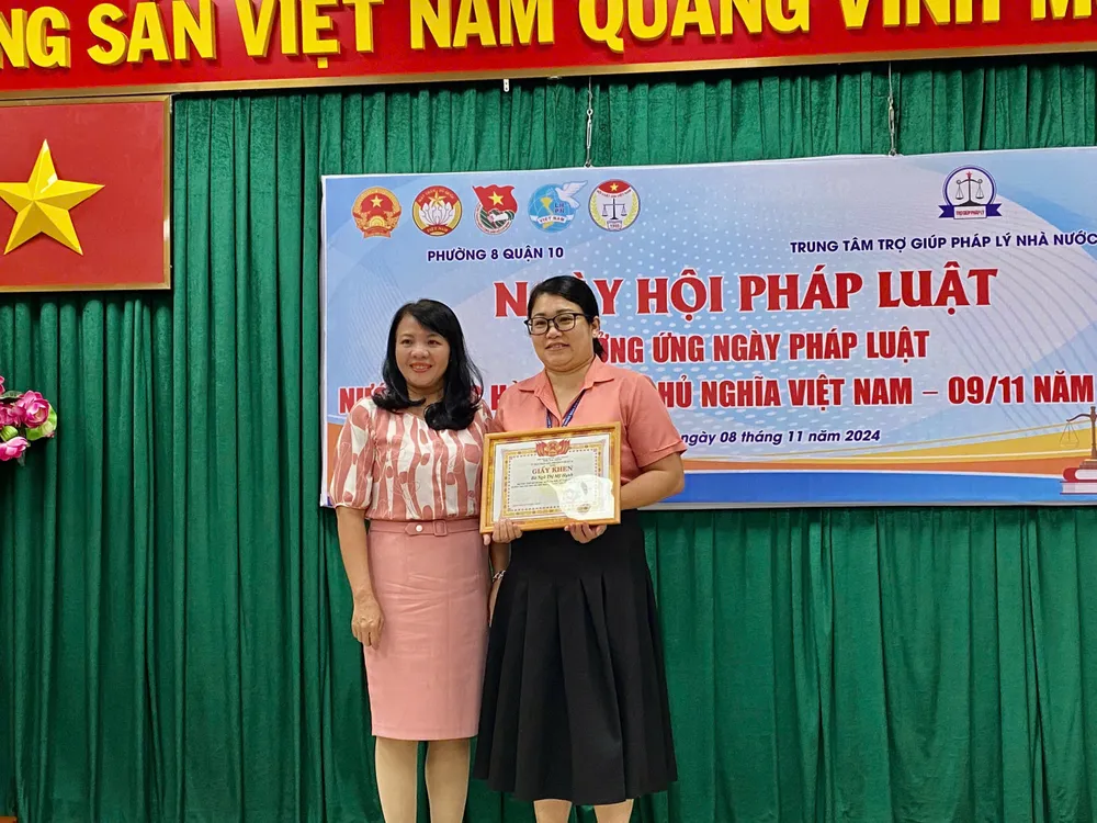 phap-luat-viet-nam-nhat.jpg