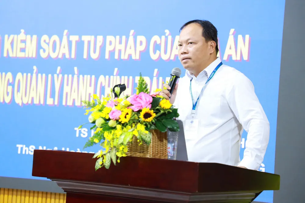 ban hành án lệ