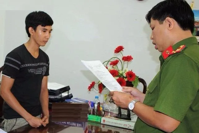 bắt đối tượng làm giả trà