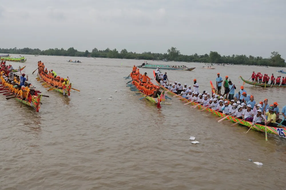 Ghe ngo Kiên Giang vào hội đua ghe ảnh 5 Ghe ngo Kiên Giang vào hội đua ghe ảnh 5