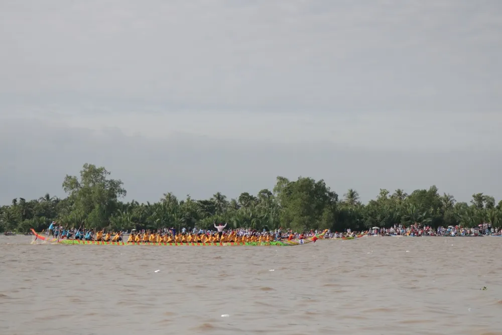 Ghe ngo Kiên Giang vào hội đua ghe ảnh 6 Ghe ngo Kiên Giang vào hội đua ghe ảnh 6