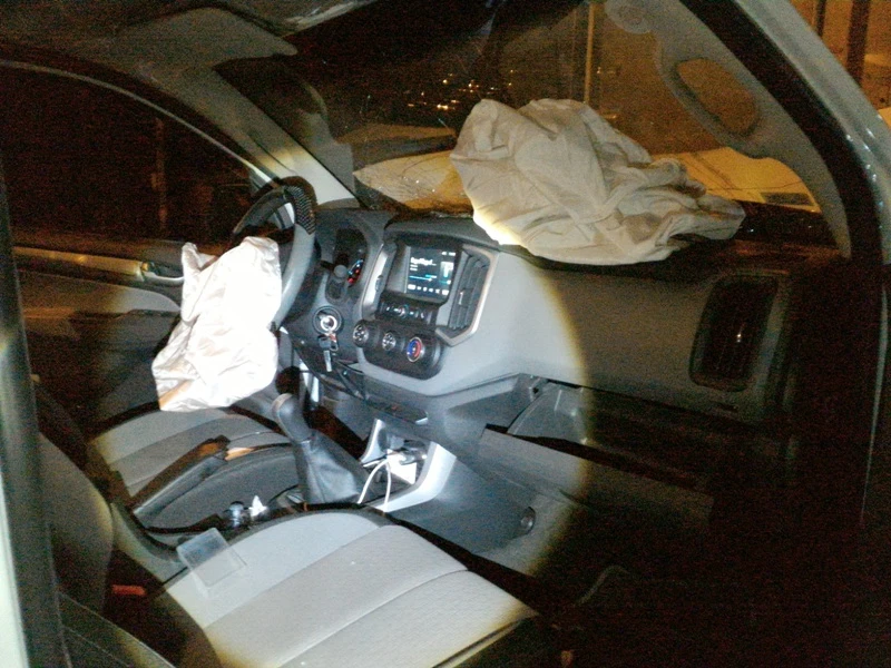 4 ô tô tông liên hoàn trên đường dẫn cao tốc ảnh 3