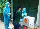 Biên phòng An Giang vừa bám chốt biên giới vừa bầu cử ảnh 8 Người dân trong khu cách ly ở quận 3 đi bầu cử