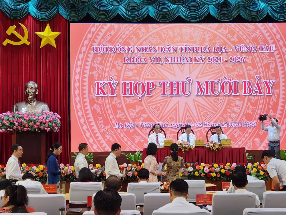 Chủ tịch HĐND tỉnh Bà Rịa- Vũng Tàu không có phiếu tín nhiệm thấp