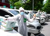 Grab trao tặng 12.000 phần quà cho 24 bệnh viện tại TP.HCM