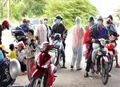 TP.HCM: Nhiều người bắt đầu lơ là phòng chống dịch ảnh 3 Người lao động trở lại TP.HCM tìm việc được hỗ trợ gì?