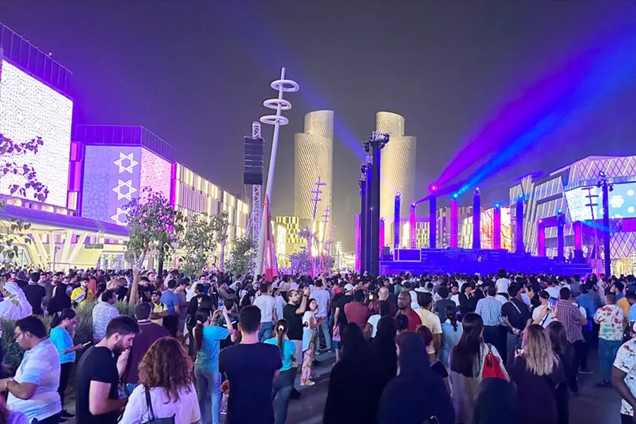 Các cổ động viên đến Qatar phải tuân theo một quy định khác hẳn với những mùa hè tại các kỳ World Cup khác. Ảnh: GETTY IMAGES