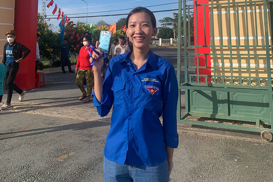 Em Huỳnh Trần Diễm Thúy hào hứng chuẩn bị lên đường nhập ngũ. Ảnh: HT Em Huỳnh Trần Diễm Thúy hào hứng chuẩn bị lên đường nhập ngũ. Ảnh: HT