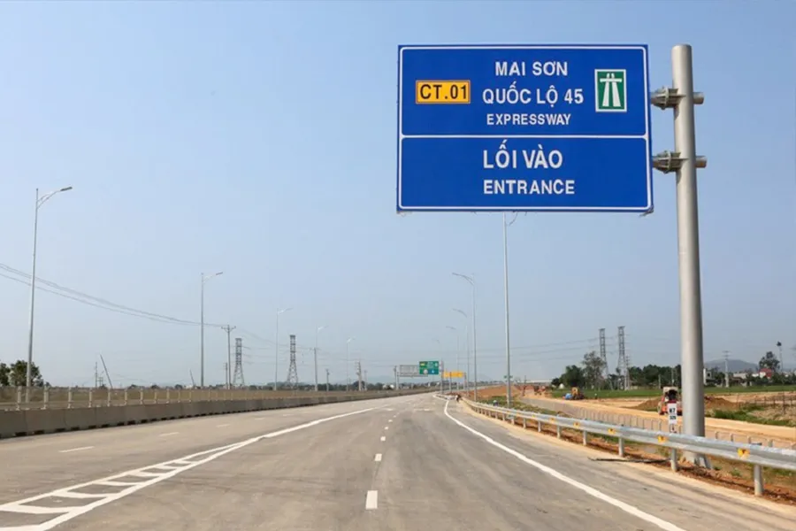 Cao tốc Mai Sơn - Quốc lộ 45 là một trong chín dự án đang được Bộ GTVT lấy ý kiến xây dựng phương án thu phí. Ảnh: ĐẶNG TRUNG