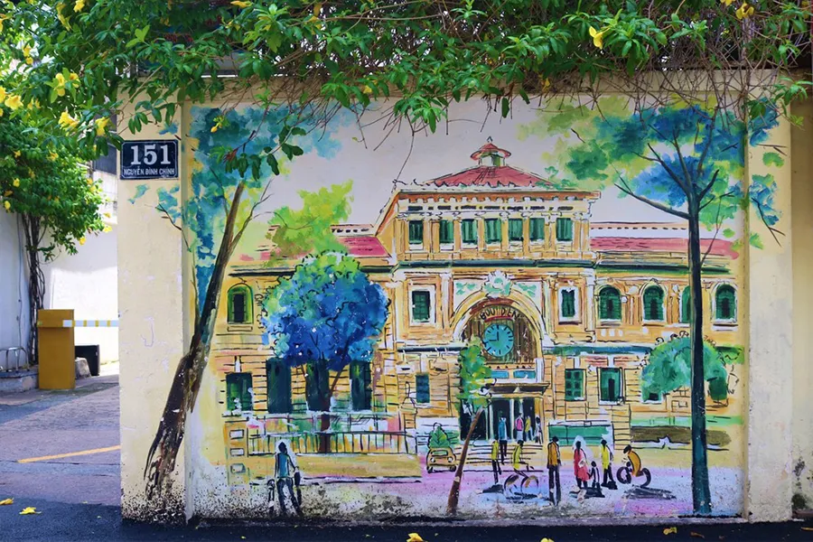 Một tranh vẽ ở nơi công cộng trên đường Nguyễn Đình Chính, phường 11, quận Phú Nhuận để chống nạn vẽ bậy. Ảnh: HUỲNH THƠ w-P14-Hinh2_Tranh-ve-tren-tuong_22-9.jpg