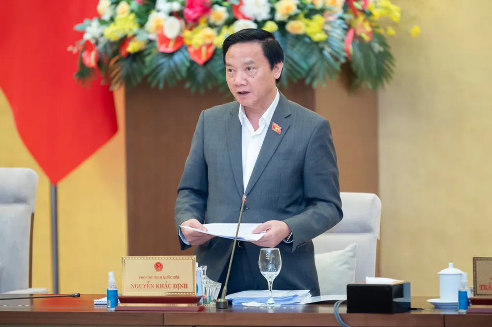 Phó Chủ tịch Quốc hội Nguyễn Khắc Định: “Cải cách tiền lương gắn với vị trí việc làm, gắn với trách nhiệm, kỷ luật, kỷ cương của cán bộ, công chức...” Ảnh: THẮNG PHẠM p3-bai-Nguyễn Khắc Định - Phó Chủ tịch Quốc hội.jpeg
