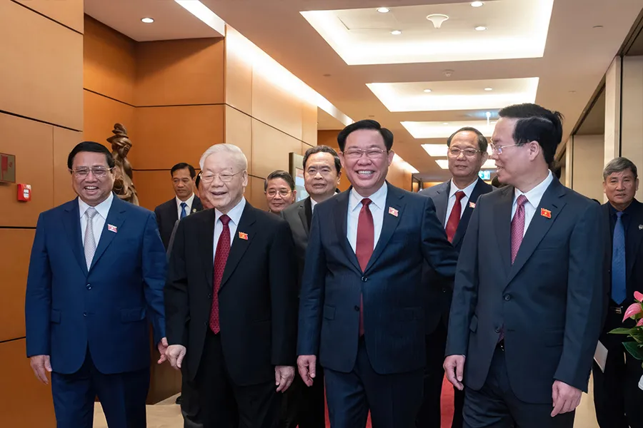 Tổng Bí thư Nguyễn Phú Trọng, Chủ tịch nước Võ Văn Thưởng, Chủ tịch Quốc hội Vương Đình Huệ, Thủ tướng Phạm Minh Chính cùng các lãnh đạo Đảng, Nhà nước đến dự phiên khai mạc kỳ họp thứ sáu, Quốc hội khóa XV. Ảnh: QH w-p2+3-chinh-khai-mac-quoc-hoi.jpg