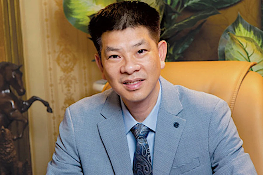 Ông LÊ HỮU NGHĨA w-p10-loatbai-baicuoi-hinh2-lehuunghia-6220.jpg