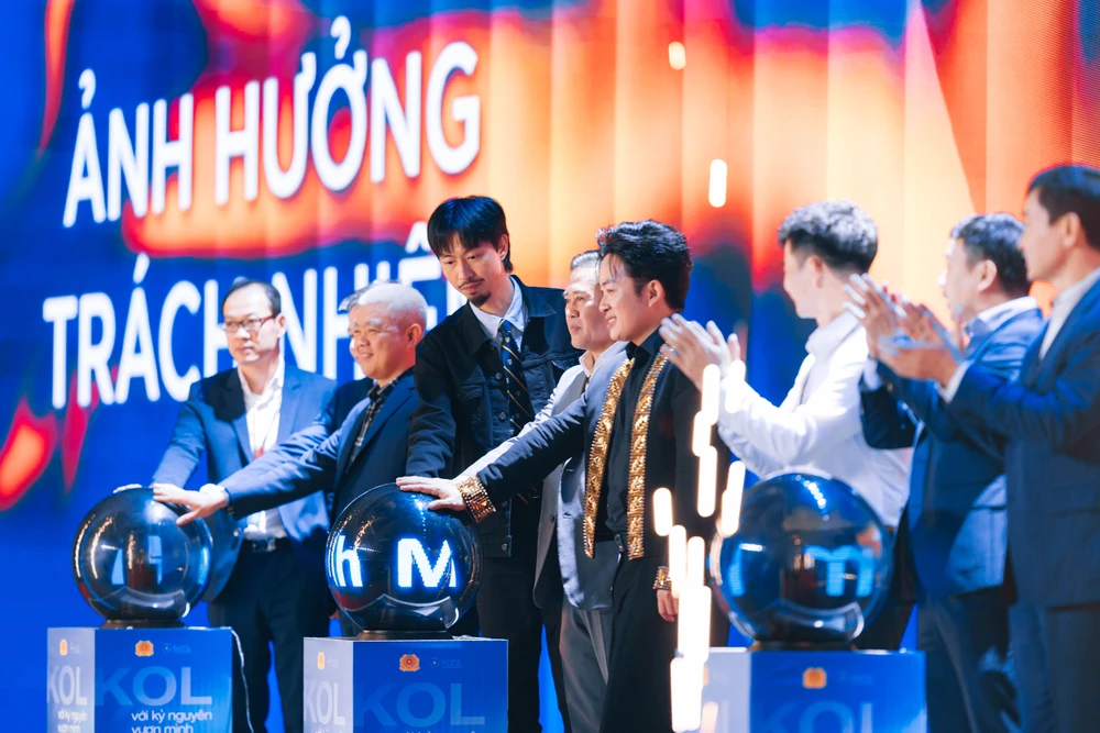 p13-anh box- lien minh kol.jpg