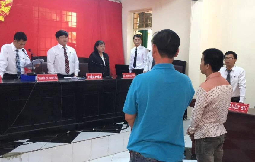 Không chứng minh được tội giao cấu, tòa chuyển tội danh dâm ô ảnh 1