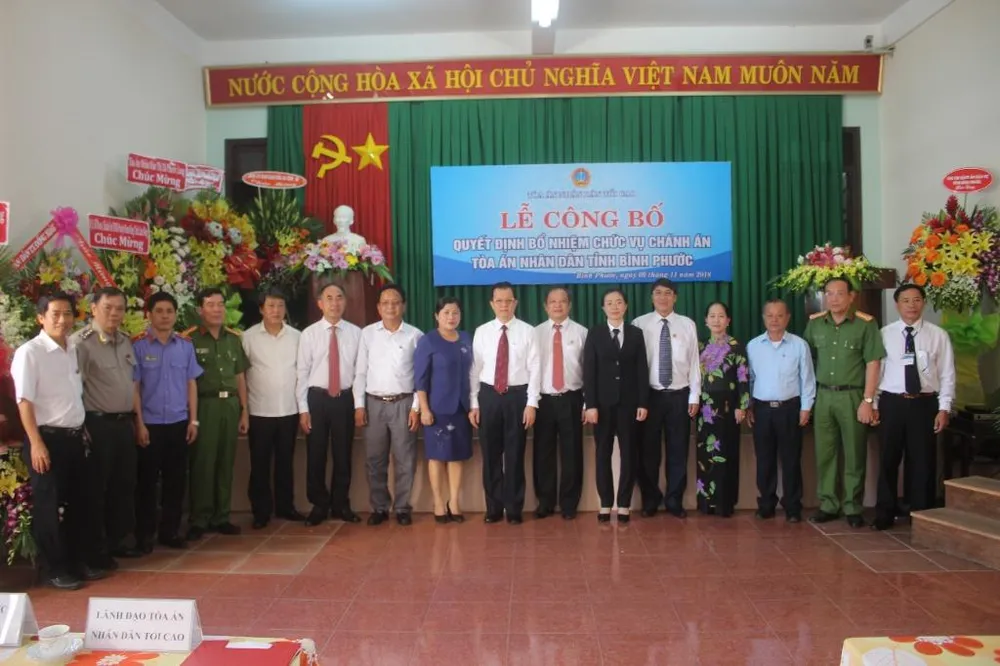 Bình Phước có tân Chánh án TAND tỉnh trẻ nhất nước ảnh 2 Bình Phước có tân Chánh án TAND tỉnh trẻ nhất nước ảnh 2