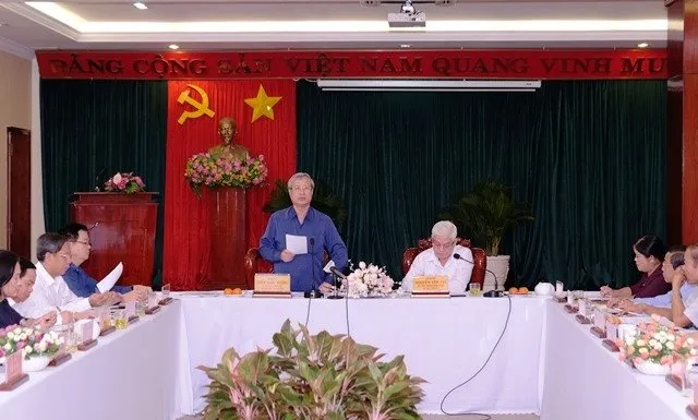 Ông Trần Quốc Vượng làm việc với lãnh đạo tỉnh Bình Phước ảnh 1