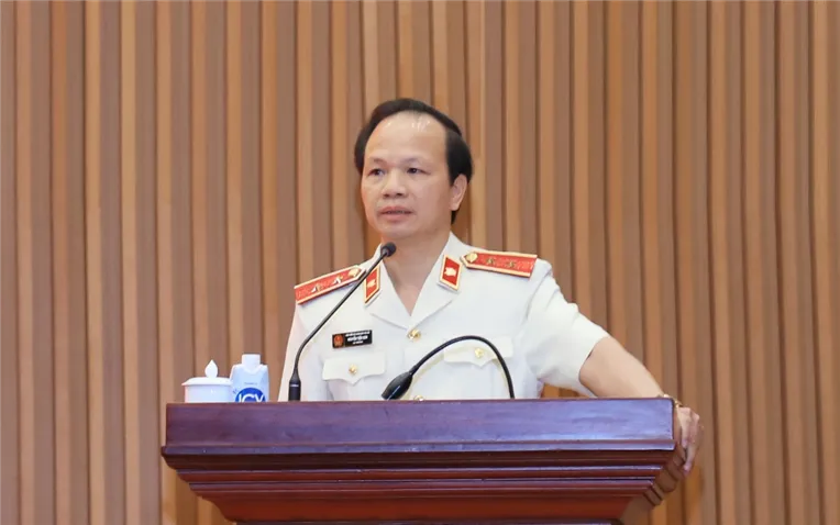 Ông Nguyễn Tiến Sơn, Vụ trưởng Vụ Kiểm sát việc giải quyết các vụ,việc dân sự, hôn nhân và gia đình phát biểu nhận nhiệm vụ. Ảnh: VKS