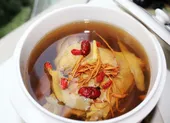 Phụ nữ có thai và sinh con dùng đông trùng hạ thảo được không? ảnh 6 Món vịt hầm đông trùng hạ thảo dâng Võ hậu