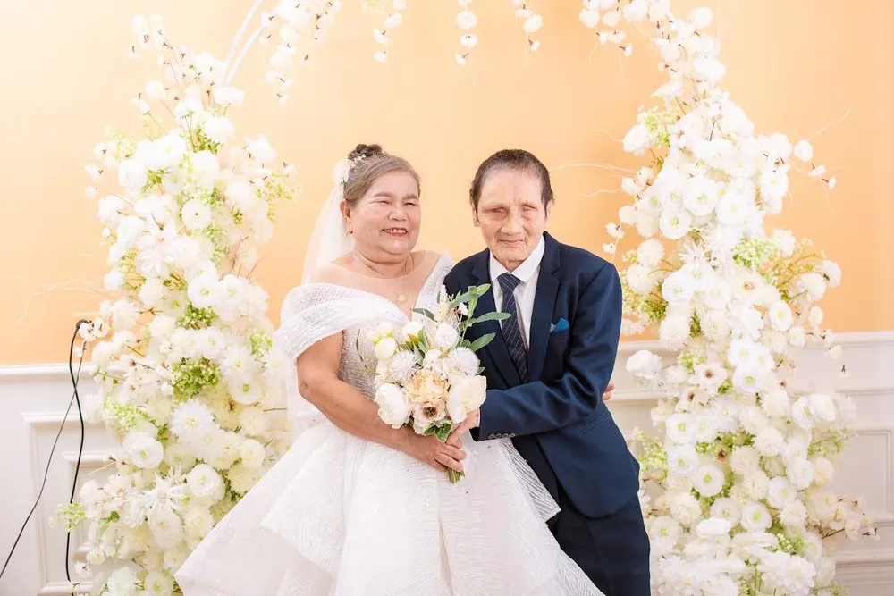 Dù vất vả và khó khăn nhưng ông Thiệm và bà Nhung đã gắn bó bên nhau 54 năm.