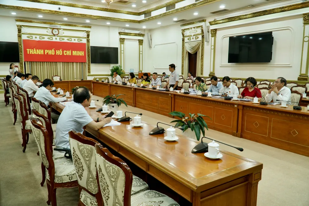 Toàn cảnh buổi giám sát. Ảnh: BẢO PHƯƠNG