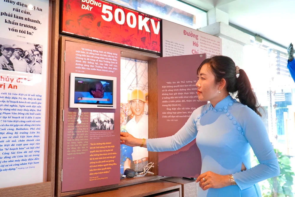 Nơi đây sẽ ghi lại những dấu ấn của công như công trình như Đường dây tải điện 500kV Bắc - Nam, Nhà máy Thuỷ điện Trị An, Nhà máy lọc dầu Dung Quất,… Ảnh: BẢO PHƯƠNG