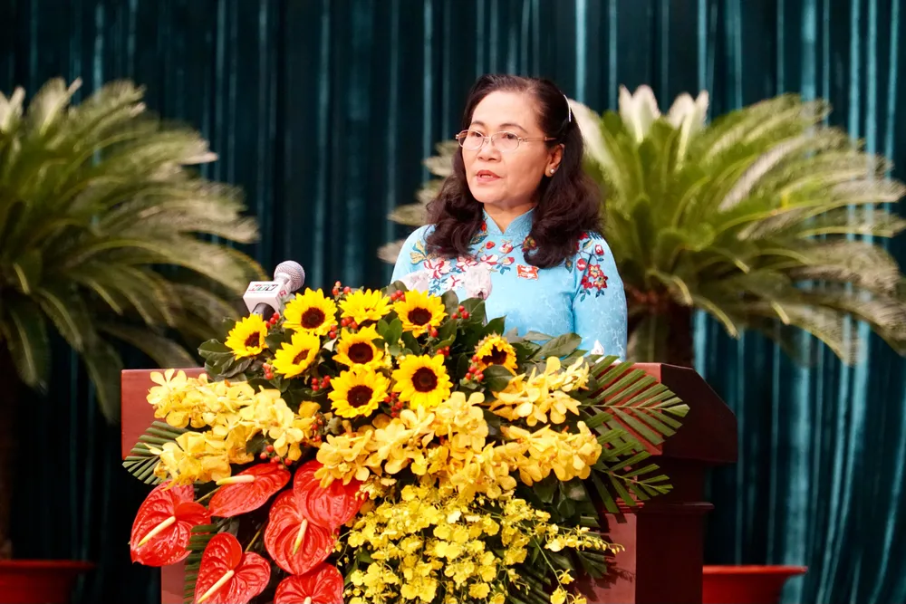 Chủ tịch UBND TP.HCM trả lời về tiến độ thực hiện các gói hỗ trợ COVID-19 ảnh 3