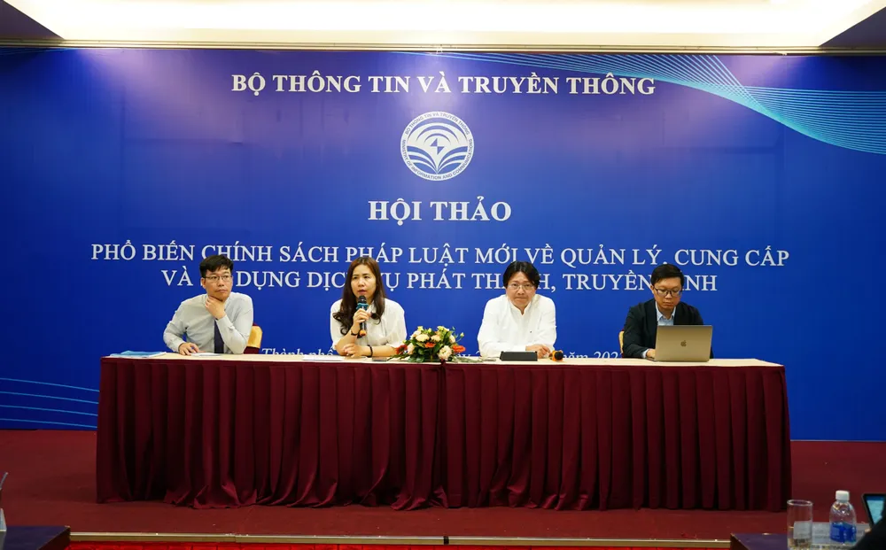 Đại diện các bộ, ngành tại hội thảo. Ảnh: BẢO PHƯƠNG Đại diện các bộ, ngành tại hội thảo. Ảnh: BẢO PHƯƠNG